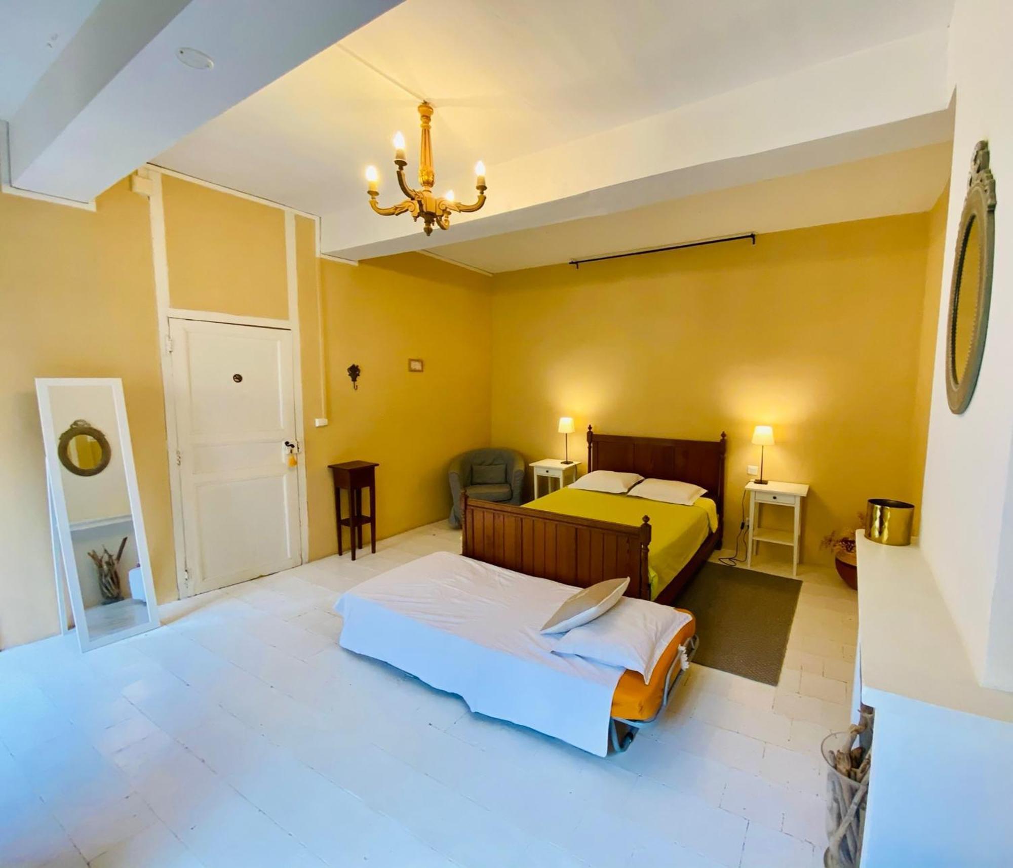 Les Chambres De La Villa Eugenie Lézignan-Corbières Exteriör bild