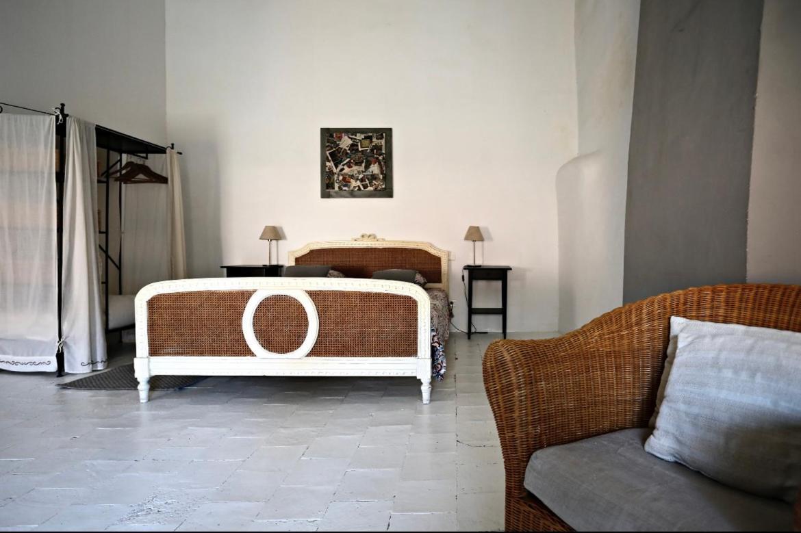 Les Chambres De La Villa Eugenie Lézignan-Corbières Exteriör bild